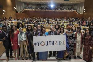 United Nations Secretary-General António Guterres with youth attendees of the high-level event on Youth2030, New York, 24 September 2018. Image: UN Photo/Mark Garten.