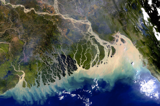 Capture of the coastline of Bangladesh