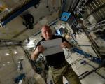 Astronaut Scott Kelly will post the winning picture of the month in Instagram from the ISS