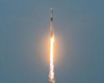 A SpaceX Falcon 9 rocket launches the SAOCOM 1B satellite. Image: Manuel Mazzanti/CONAE