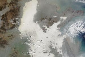 Smog covers Eastern China