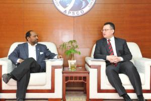 UN-SPIDER Beijing Head of Office Shirish Ravan and APSCO Secretary-General