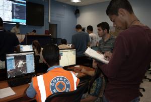 Operators and students  test GeoSHAPE in the simulated response to a hurricane