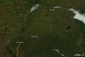 Aerial view of the Parana River acquired by NASA on 11 June 2014 