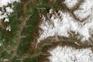 Volunteers are mapping earthquake-inducted landslides in Nepal (Image: NASA)