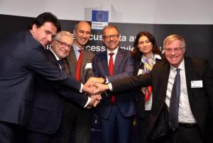 On 14 December 2017, ESA, acting on behalf of the European Commission, signed Copernicus Data and Information Access Service (DIAS) contracts with four industrial consortia. DIAS will give unlimited, free and complete access to Copernicus data and information. Image: ESA. 