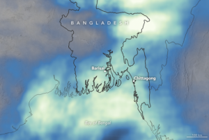 Cyclone Roanu in Bangladesh - Image courtesy of NASA Earth Observatory, map by Joshua Stevens