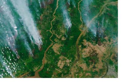 The Copernicus Sentinel-2 mission captured the fires over Borneo on 13 September 2019. Image: contains modified Copernicus Sentinel data (2019), processed by ESA, CC BY-SA 3.0 IGO.