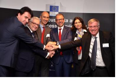 On 14 December 2017, ESA, acting on behalf of the European Commission, signed Copernicus Data and Information Access Service (DIAS) contracts with four industrial consortia. DIAS will give unlimited, free and complete access to Copernicus data and information. Image: ESA. 